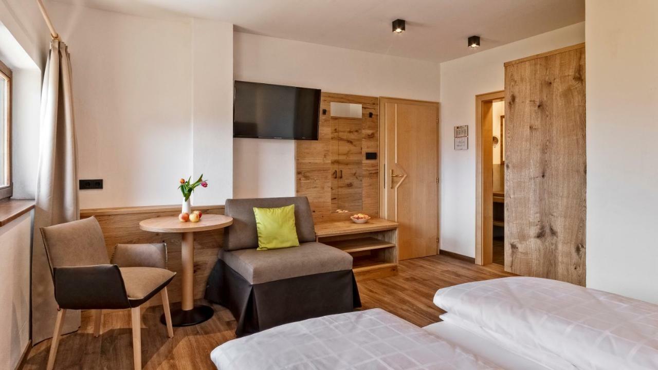 Hotel Garni Sonngart Andriano Eksteriør billede