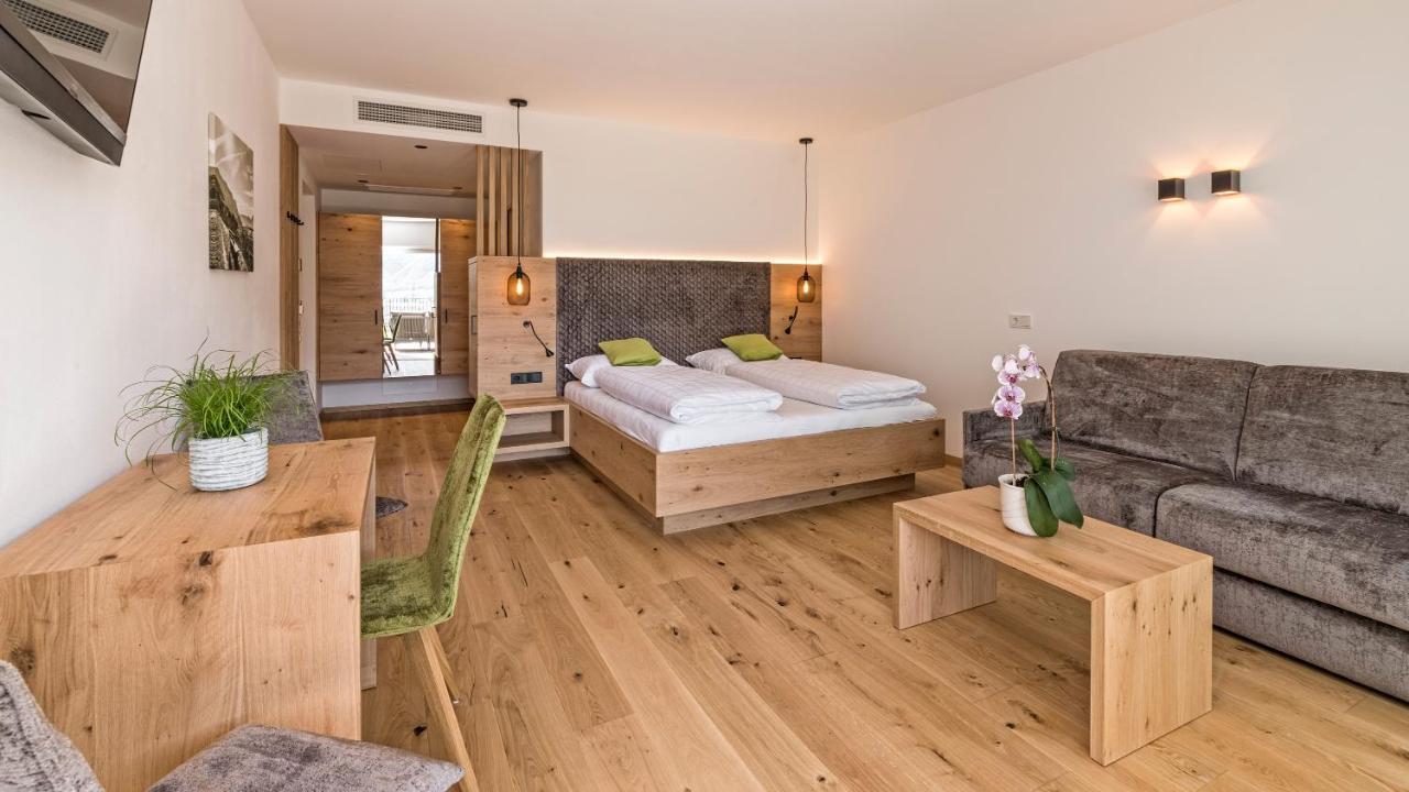Hotel Garni Sonngart Andriano Eksteriør billede